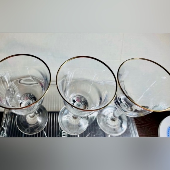 (NEVER USED) VINTAGE/ANTIQUE SET OF (6) GOLD RIMMED WINE GLASSES-MINT CONDITION - Picture 6 of 6
